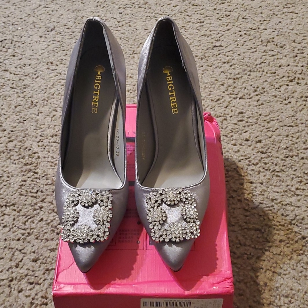 Pretty  Heels 👠